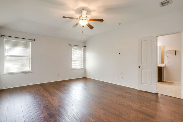 377 Coral Vine Lane, Burleson, TX 76028