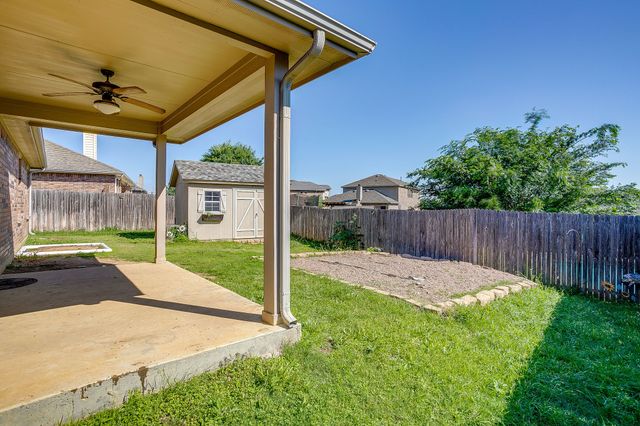 377 Coral Vine Lane, Burleson, TX 76028