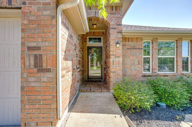 377 Coral Vine Lane, Burleson, TX 76028