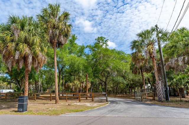 8214 REVELS ROAD, Riverview, FL 33569