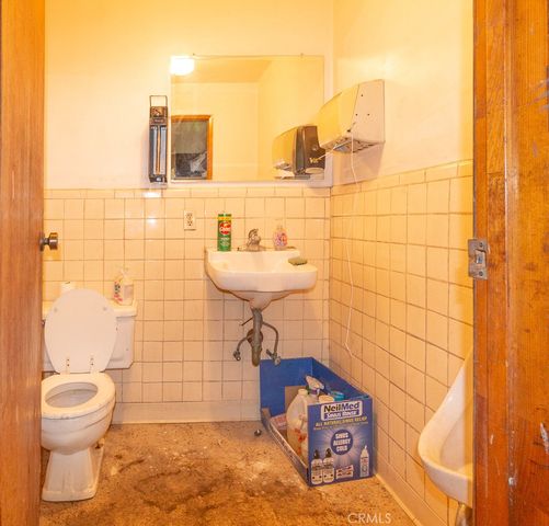 1244 S Atlantic, East Los Angeles, CA 90022