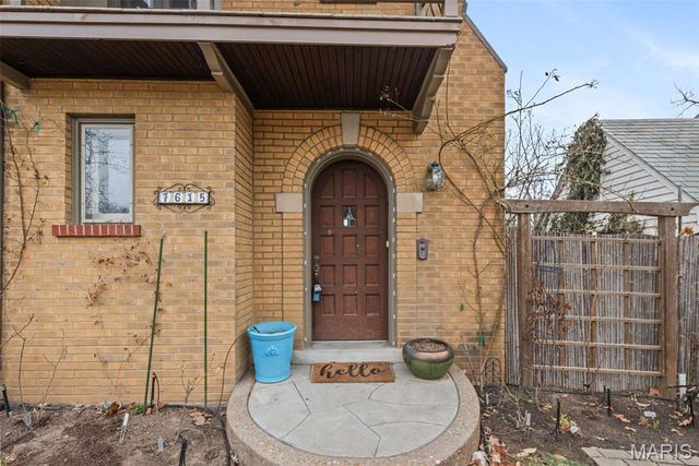 7615 Stanford Avenue, St Louis, MO 63130
