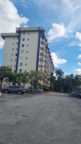 4550 NW 9th St 719E, Miami, FL 33126