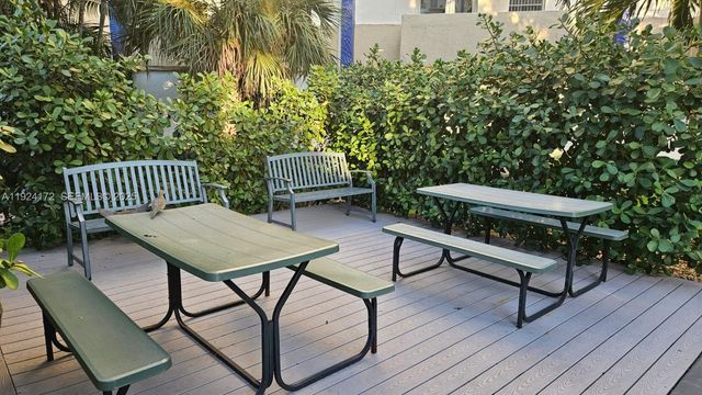 4550 NW 9th St 719E, Miami, FL 33126