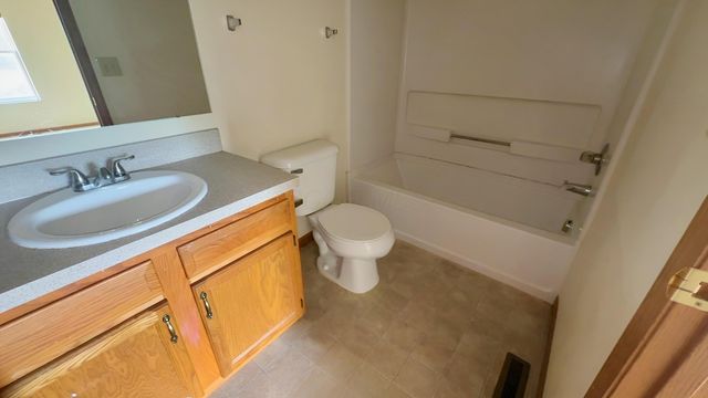 2545 Bellaston Court, Grove City, OH 43123