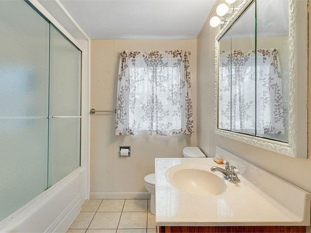 15 Walnut Street, St. Albans City, VT 05478