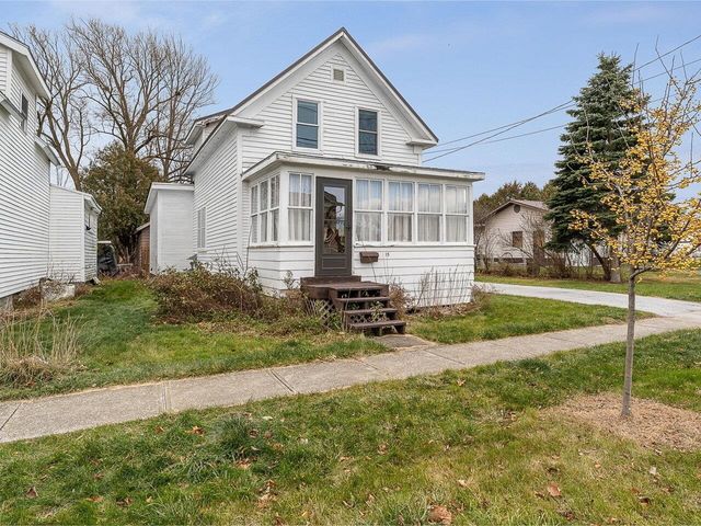 15 Walnut Street, St. Albans City, VT 05478