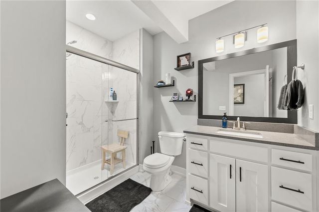 2104 Foxtail Drive, Kearney, MO 64060