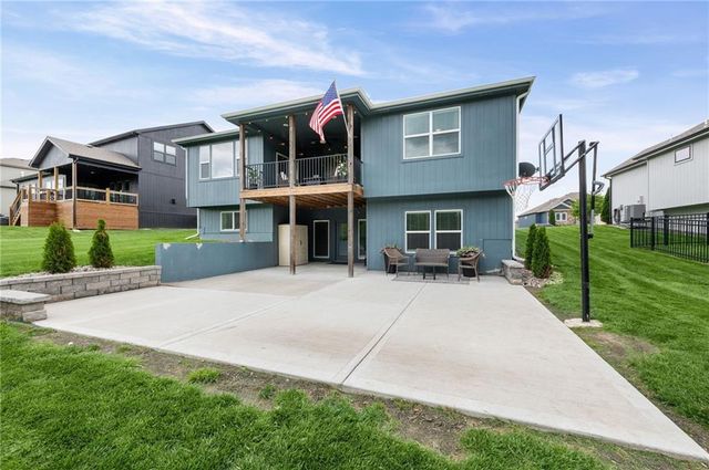 2104 Foxtail Drive, Kearney, MO 64060