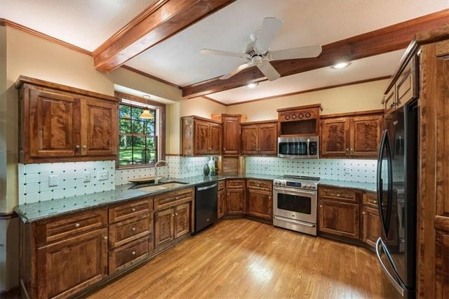 24450 W 61ST Terrace, Shawnee, KS 66226