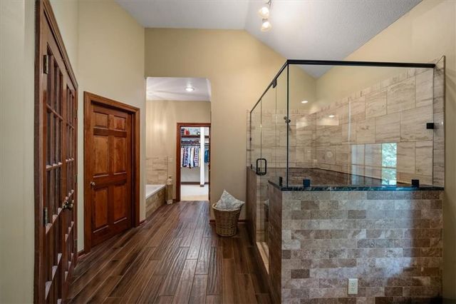 24450 W 61ST Terrace, Shawnee, KS 66226