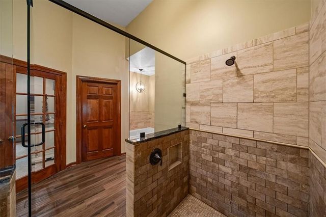 24450 W 61ST Terrace, Shawnee, KS 66226