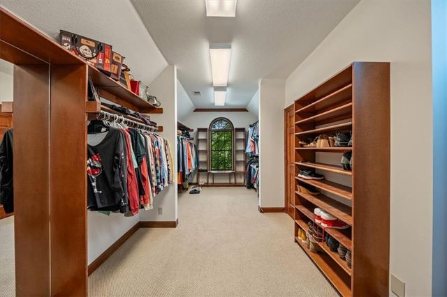 24450 W 61ST Terrace, Shawnee, KS 66226