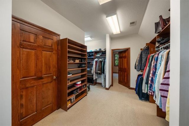 24450 W 61ST Terrace, Shawnee, KS 66226