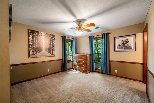 24450 W 61ST Terrace, Shawnee, KS 66226
