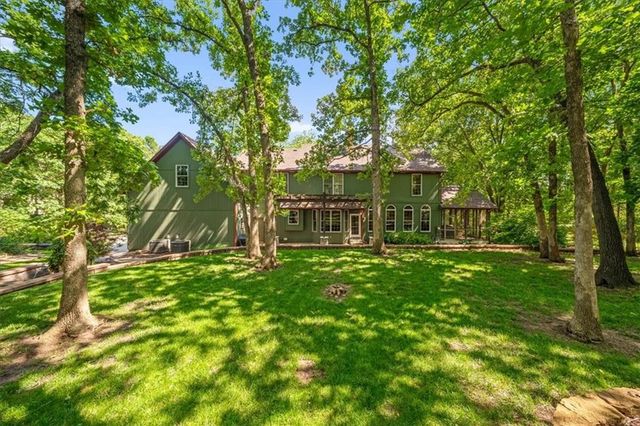 24450 W 61ST Terrace, Shawnee, KS 66226