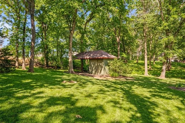 24450 W 61ST Terrace, Shawnee, KS 66226