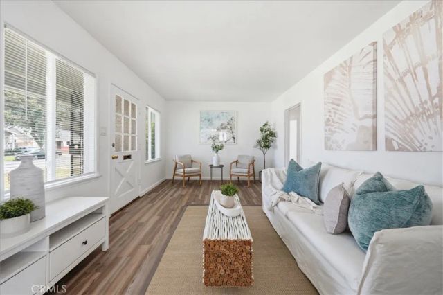 4850 Sunfield Avenue, Long Beach, CA 90808