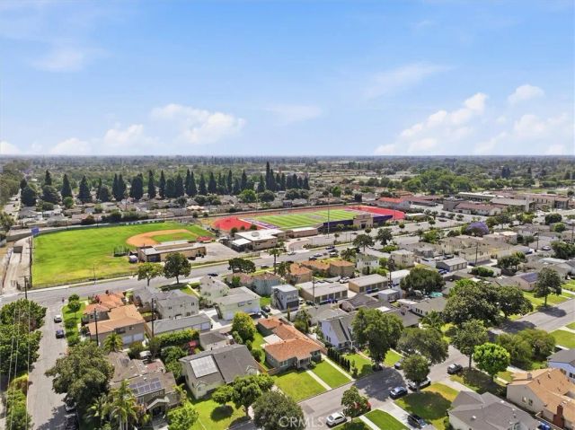 4850 Sunfield Avenue, Long Beach, CA 90808