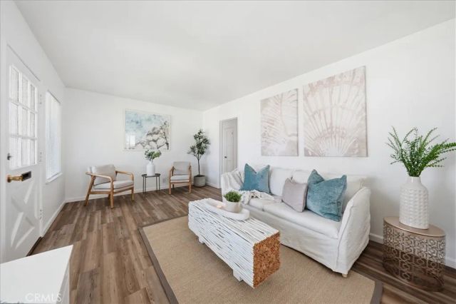 4850 Sunfield Avenue, Long Beach, CA 90808