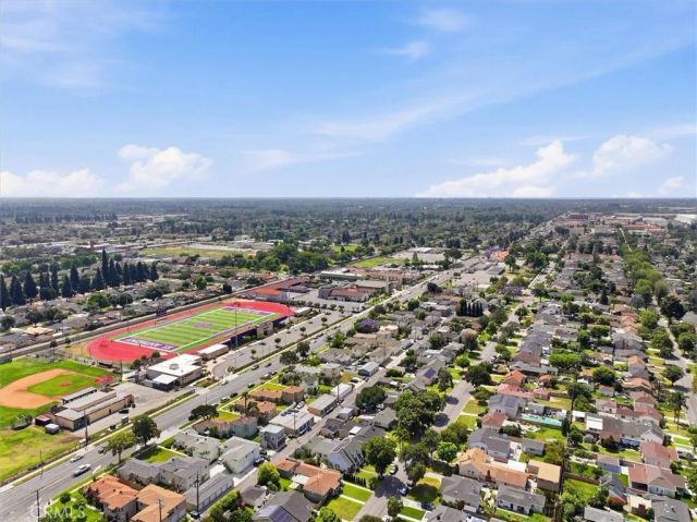 4850 Sunfield Avenue, Long Beach, CA 90808