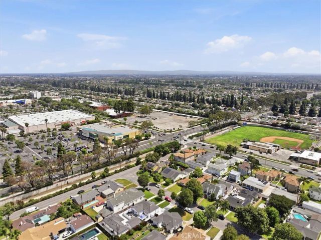 4850 Sunfield Avenue, Long Beach, CA 90808