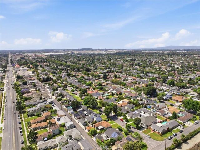 4850 Sunfield Avenue, Long Beach, CA 90808