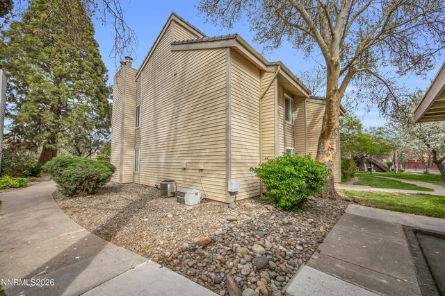 2367 Roundhouse Road, Sparks, NV 89431