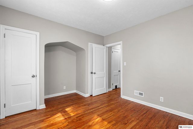 4536 Camden Avenue, Omaha, NE 68104