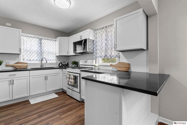 4536 Camden Avenue, Omaha, NE 68104