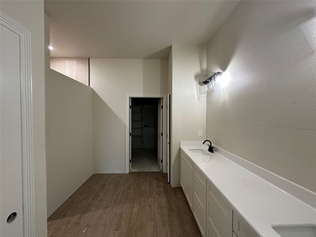 130 Lasso Loop, Lorena, TX 76655