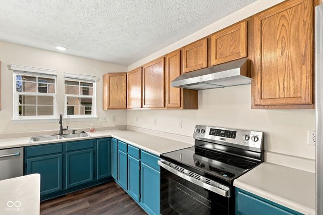 6538 Abby Lane, Zionsville, IN 46077