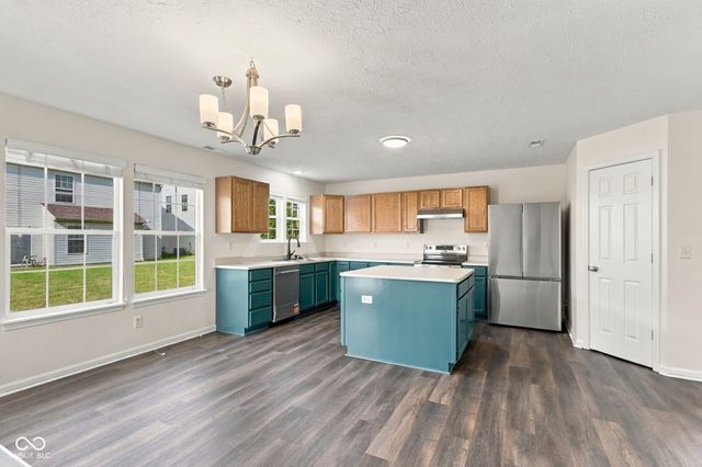 6538 Abby Lane, Zionsville, IN 46077