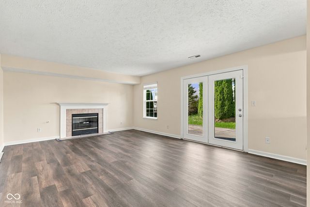 6538 Abby Lane, Zionsville, IN 46077