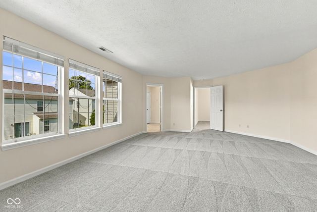 6538 Abby Lane, Zionsville, IN 46077