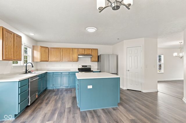 6538 Abby Lane, Zionsville, IN 46077