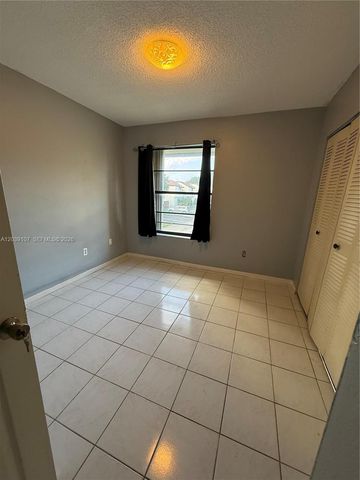 9700 NW 6th Lane 9700, Miami, FL 33172