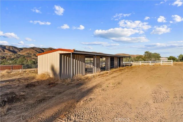 40016 90th st w, Leona Valley, CA 93551