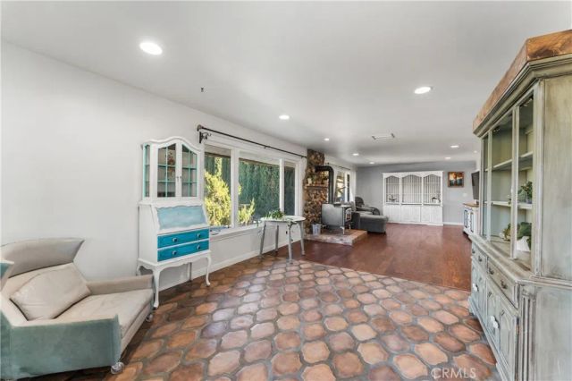 40016 90th st w, Leona Valley, CA 93551