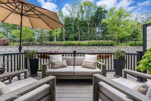 25 Augustus Drive 277, Middletown, NJ 07748