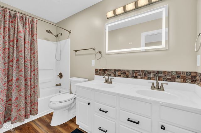 12276 Leewood Court, Noblesville, IN 46060