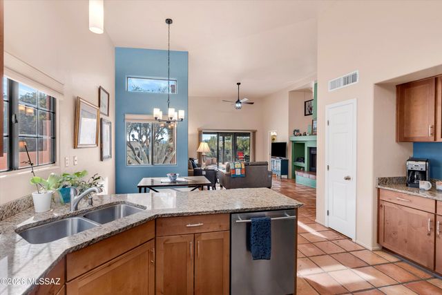 11295 N Scioto Avenue, Oro Valley, AZ 85737