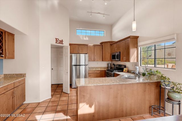 11295 N Scioto Avenue, Oro Valley, AZ 85737