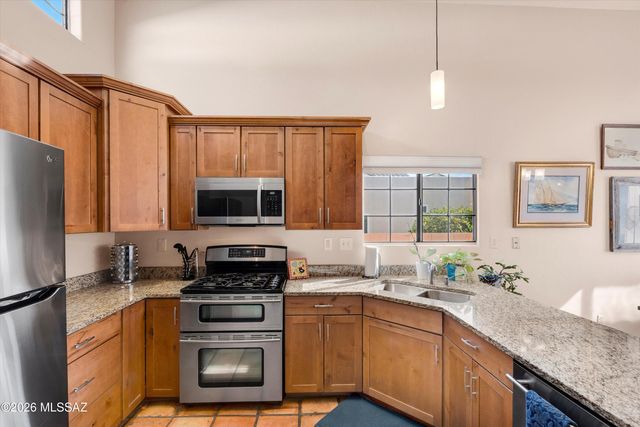 11295 N Scioto Avenue, Oro Valley, AZ 85737