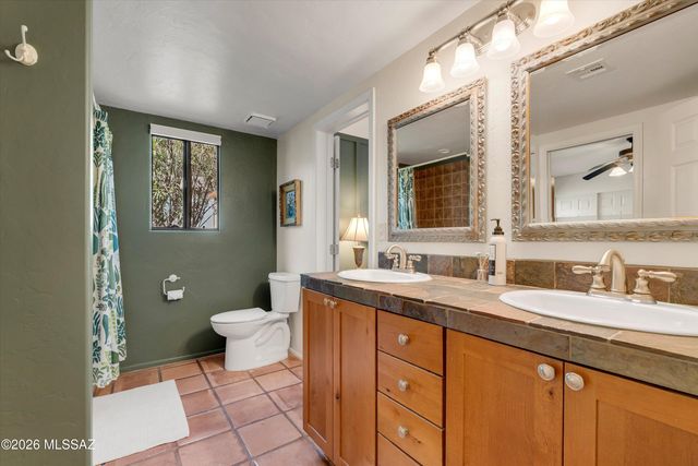 11295 N Scioto Avenue, Oro Valley, AZ 85737