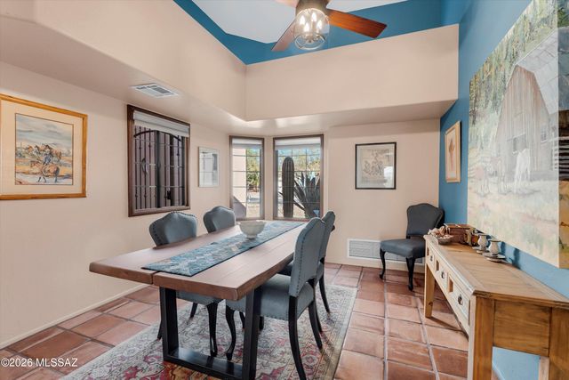 11295 N Scioto Avenue, Oro Valley, AZ 85737