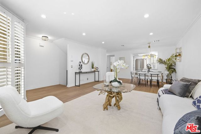 4164 Tujunga Avenue 103, Studio City, CA 91604