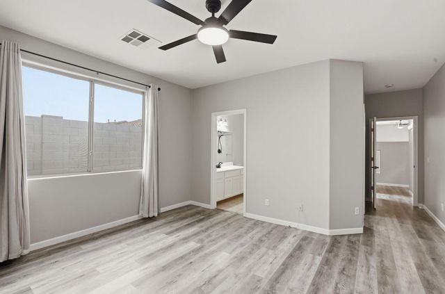 2047 S Jefferson, Mesa, AZ 85209