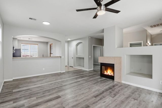 2047 S Jefferson, Mesa, AZ 85209