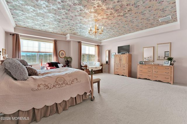 1118 Warrens Way, Wanaque, NJ 07465